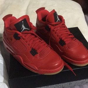 Jordan Retro 4
